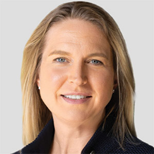 [MISSING IMAGE: ph_aprilgaldajoycesmall-4c.jpg]