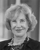 [MISSING IMAGE: ph_elenapoptodo-bw.jpg]