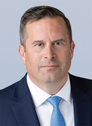 [MISSING IMAGE: ph_chrisdoyle-4c.jpg]