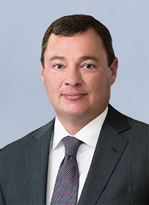 [MISSING IMAGE: ph_traviscounts-4c.jpg]