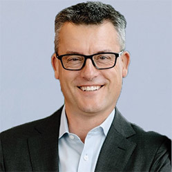 [MISSING IMAGE: ph_wouternew-4c.jpg]