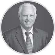 [MISSING IMAGE: ph_mccarthycir-bw.jpg]