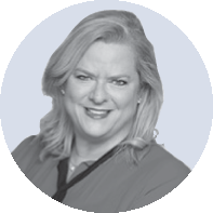 [MISSING IMAGE: ph_christinavan-pn.gif]