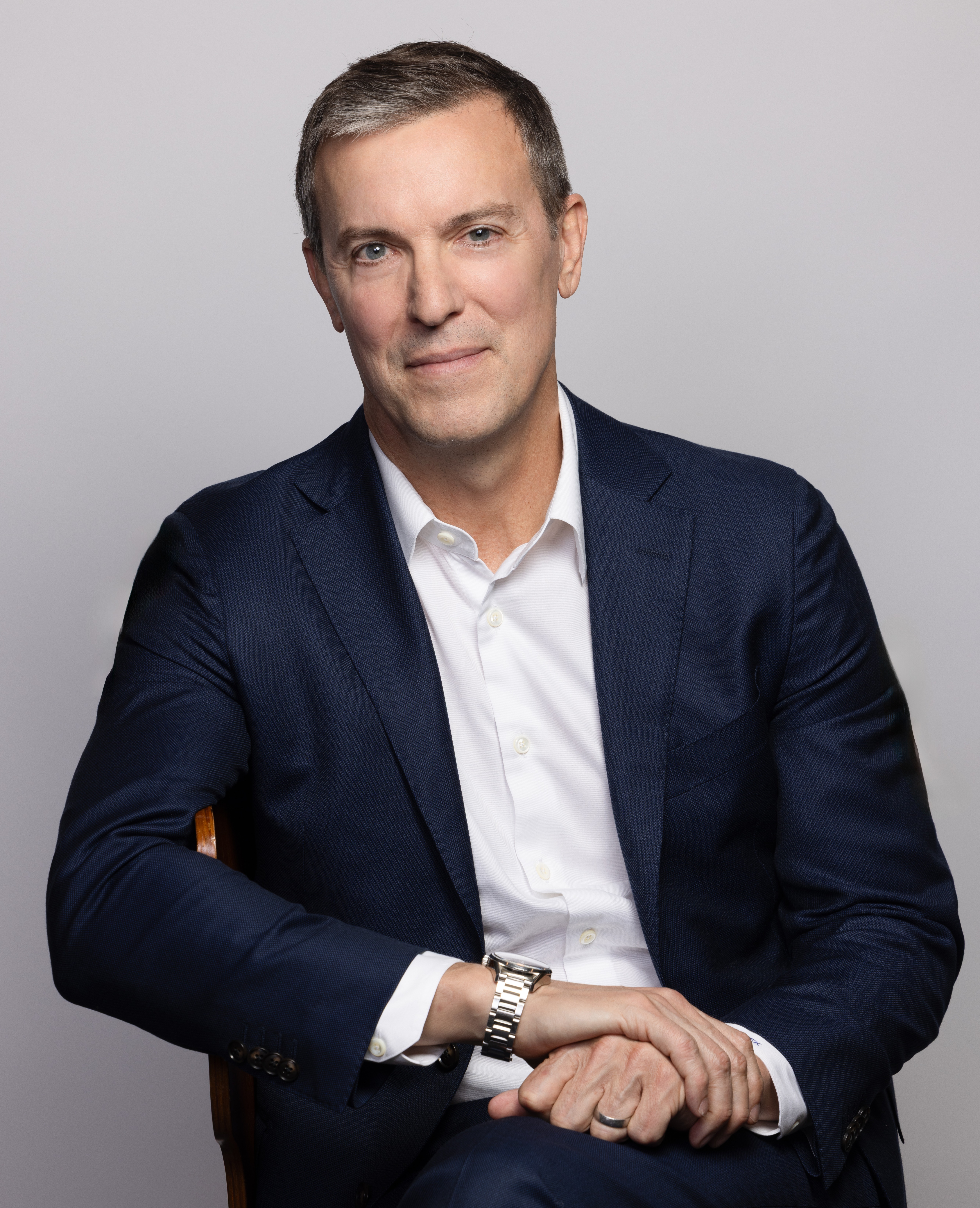 Michael Komasinski Headshot_2a.jpg