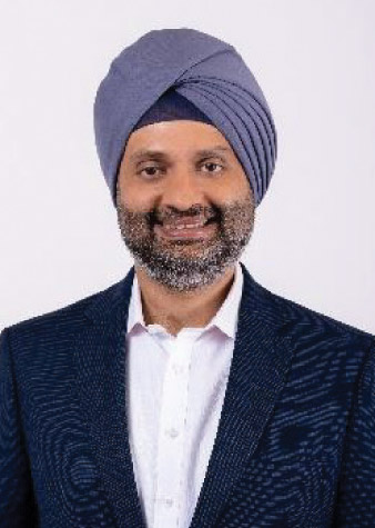 [MISSING IMAGE: ph_aneeksmamik-4clr.jpg]