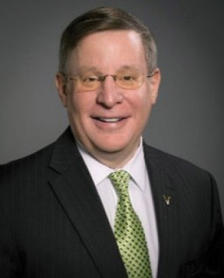 [MISSING IMAGE: ph_ericpillmore-4clr.jpg]