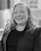 [MISSING IMAGE: ph_lindseygetz-bw.jpg]