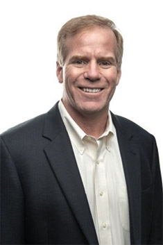 [MISSING IMAGE: ph_dougblack-4c.jpg]