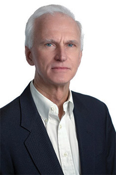 [MISSING IMAGE: ph_jacklwyszomierski-4clr.jpg]