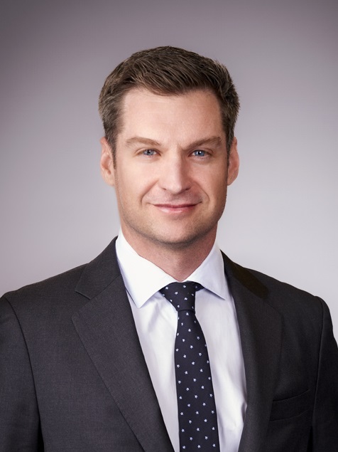 Headshot_Board_Andrew Teno.jpg