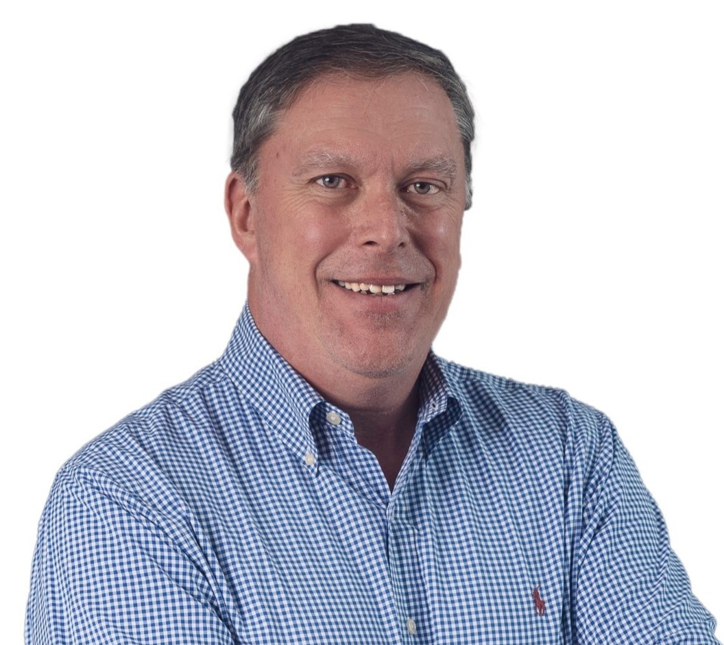 CNX_2023Headshots_AndreValentine_04 - CROPPED.jpg