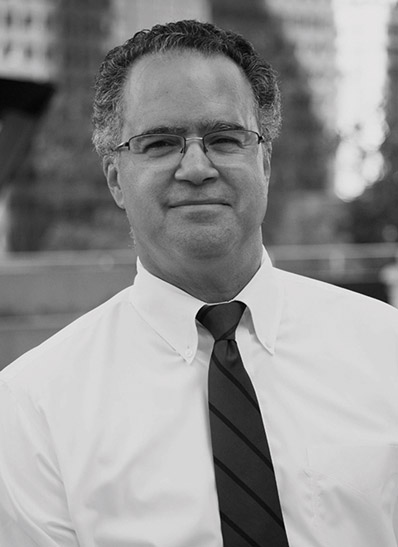 [MISSING IMAGE: ph_petertaylor-bw.jpg]