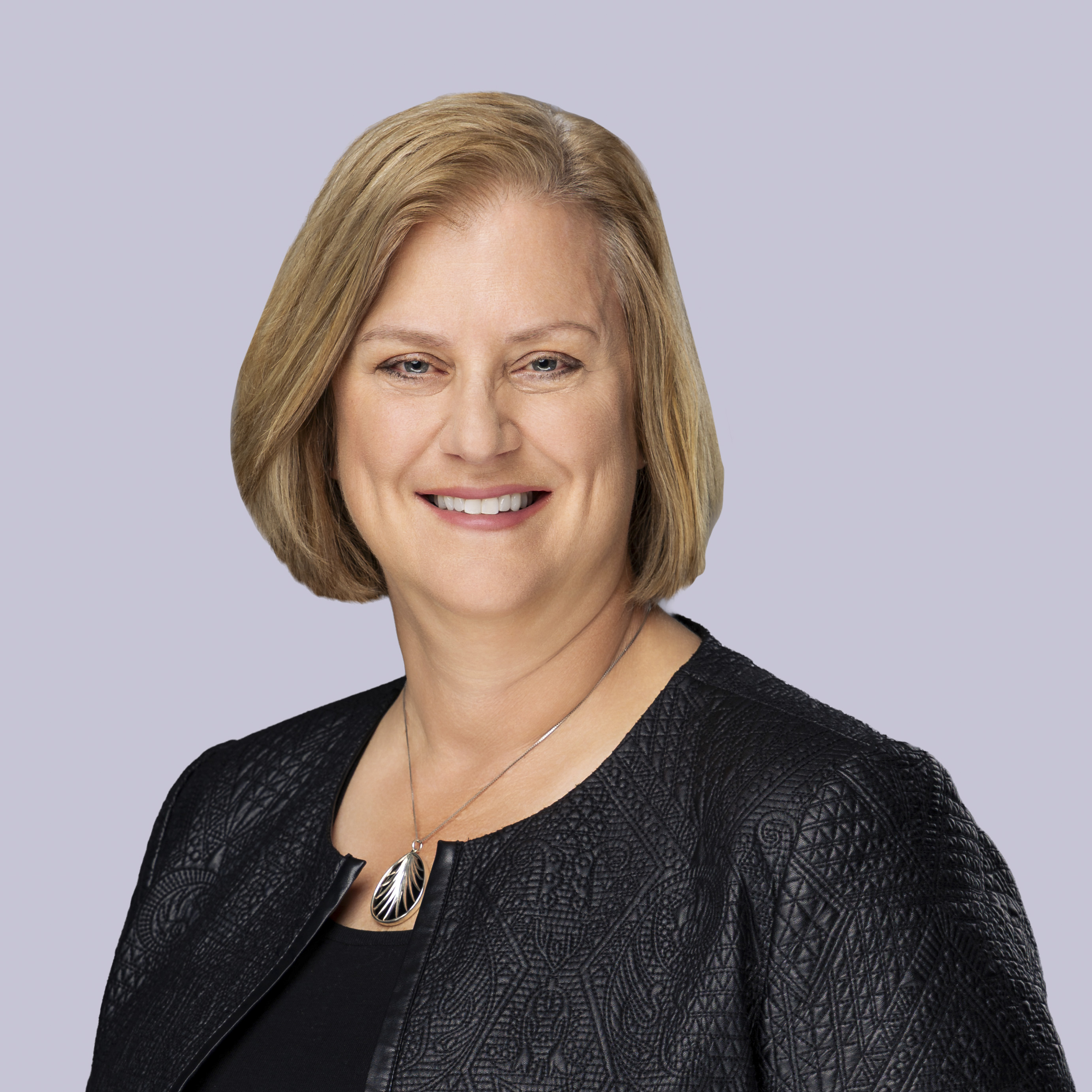 LINDA JOJO-3196(1X1).jpg