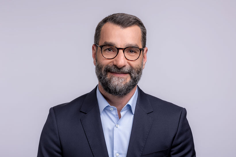 Dimopoulos resized.jpg